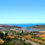 וילה Esmeralda אלבופיירה