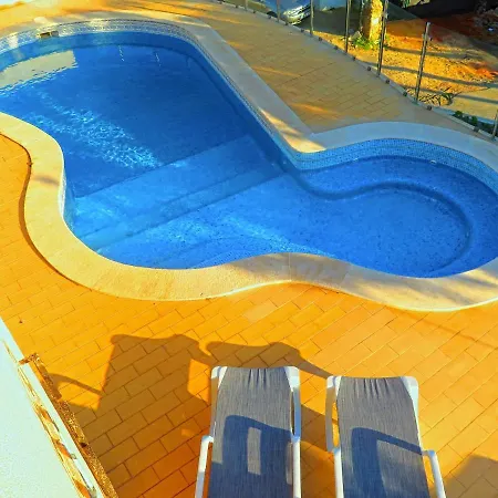 Esmeralda Вілла