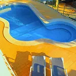 Esmeralda Villa